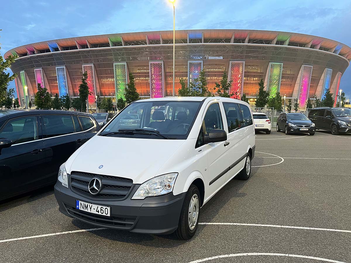 Siófok Minibus -  Personen Transport 6, 7, 8+1 sitzer Kleinbusse